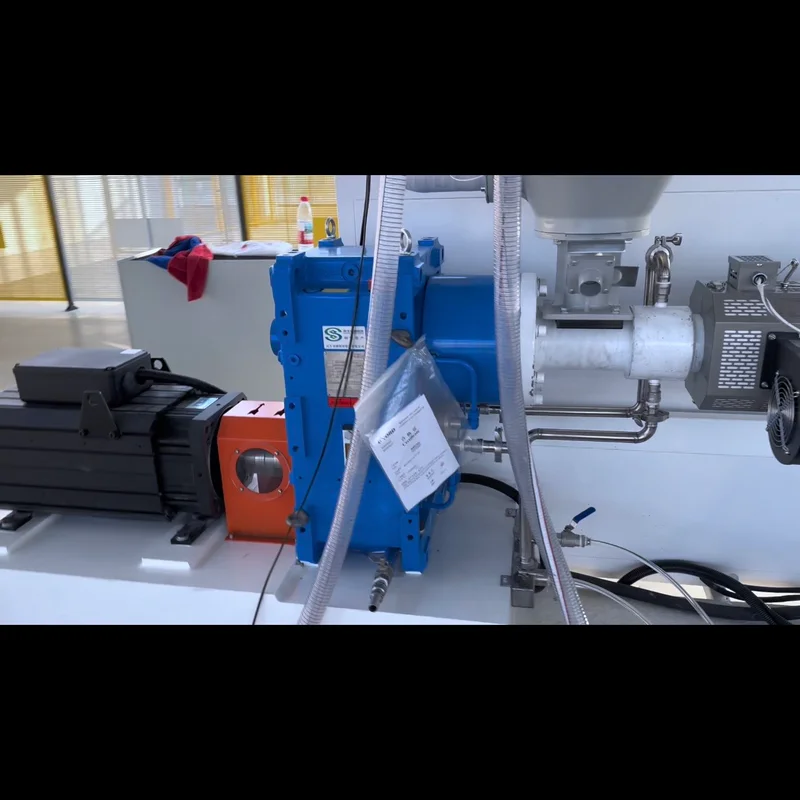 Plastic extrusion machine for flexible hose and corrugated pipe production with servo motor