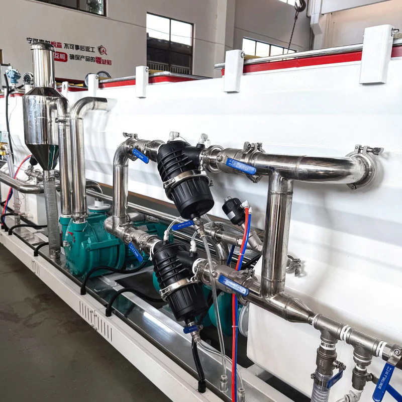 Plastic extrusion machine for manufacturing plastic pipes and profiles