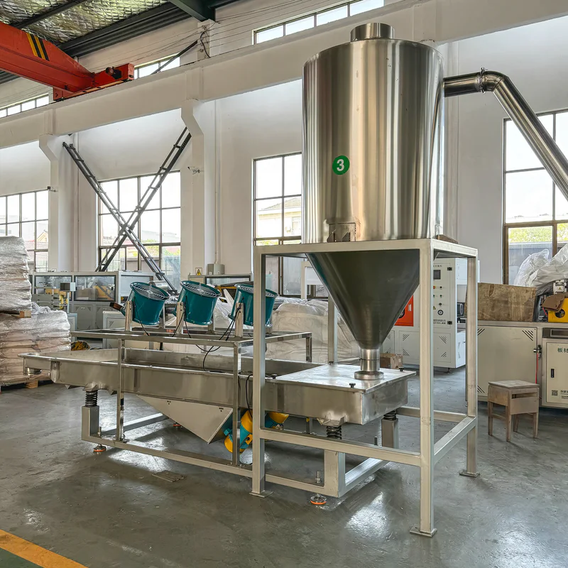 Plastic extrusion machine for manufacturing plastic pipes and profiles in a factory setting