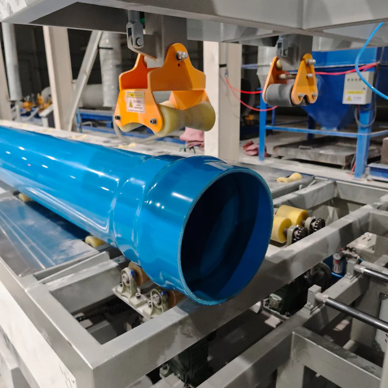 Plastic extrusion machine for manufacturing PVC pipes and profiles in a showroom setting