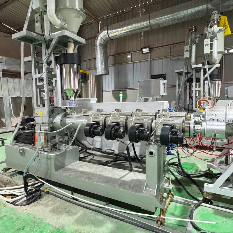 Plastic extrusion machine for plastic pipe and profile manufacturing in showroom setting
