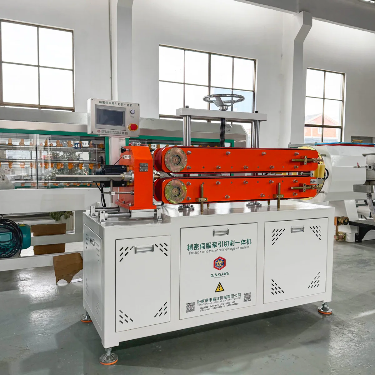 PE tube extrusion line cuttng machine