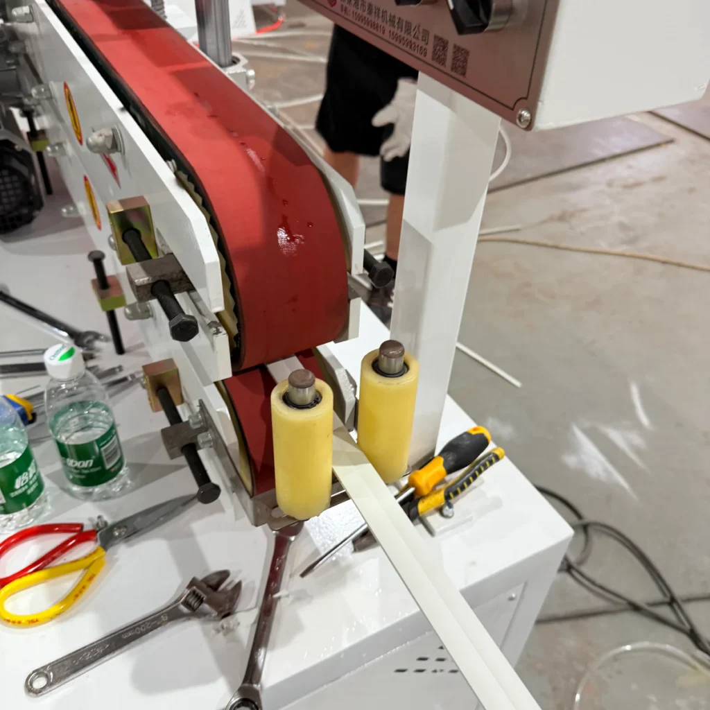 Plastic extrusion machine for PVC pipe and decorative profile production in showroom