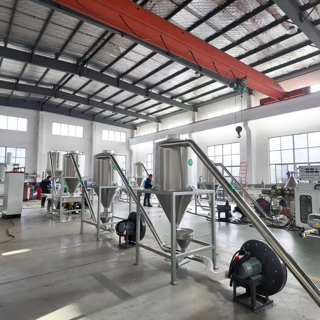Plastic extrusion machine for plastic pipe and profile production in showroom