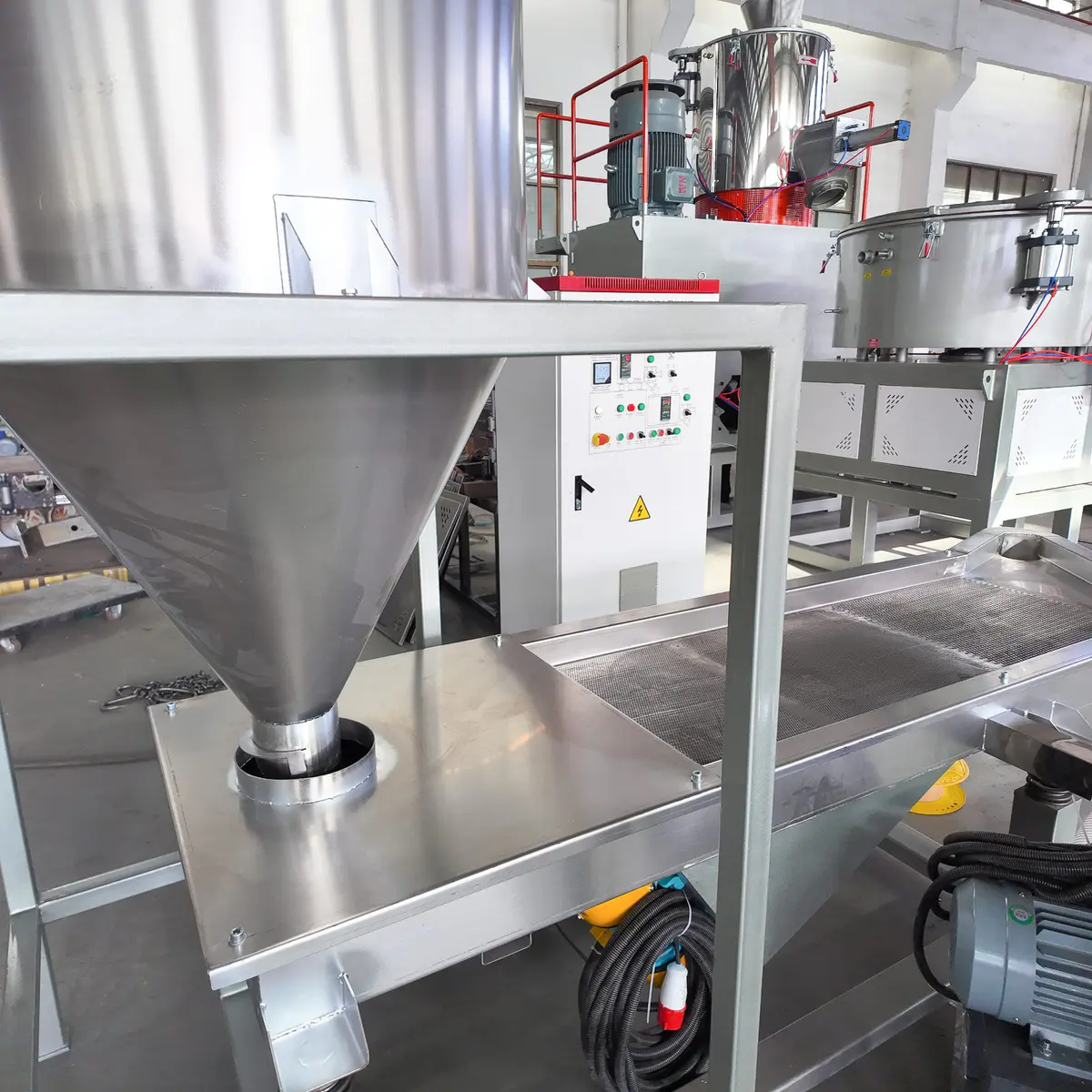 Vibrating Screen and Finished Product Silo for PVC compounding pelletizing line